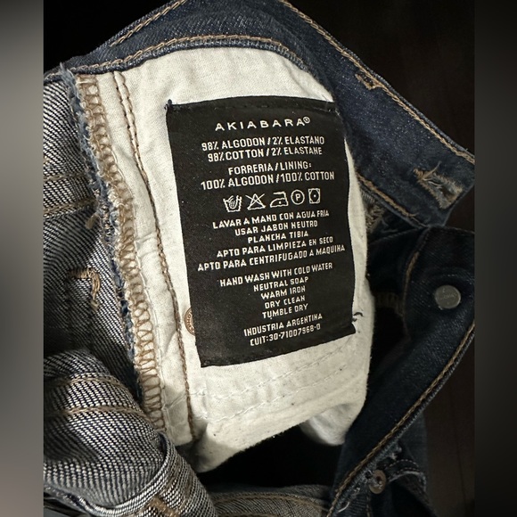 Akiabara Denim Jeans from Argentina - Picture 7 of 8